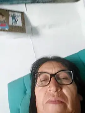 clarita_01 - Clarita_01's free webcam - UK Sex Cams