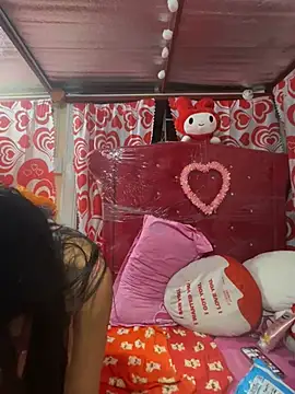 sweetieme live cam profile