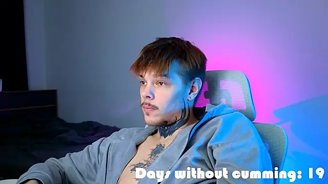 denis_here - DENIS_HERE's free webcam - UK Sex Cams