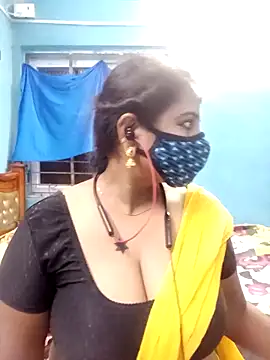 tamil_vennila (F milf) - Bra show+ navel show