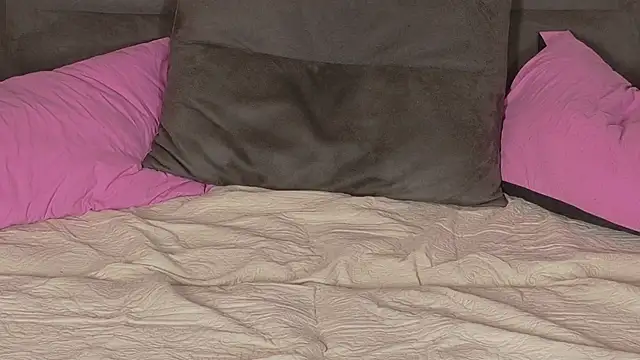 Starstormy live cam profile