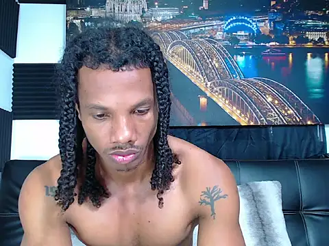 josh_fit7 (M young) - muscle flex with hard cock