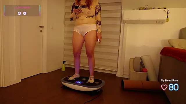 gingeralemilf (G milf) - Finger Wet Pussy Legs Wide Spread