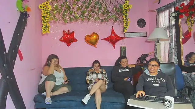 lesbiancuple (G young) - Any girl plug anal