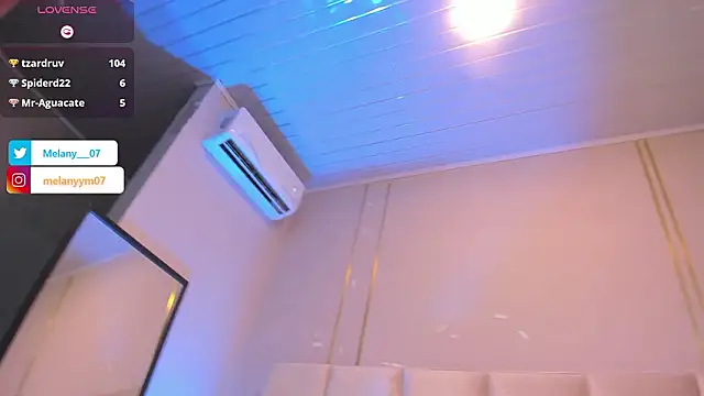 adult video chat Melany 08