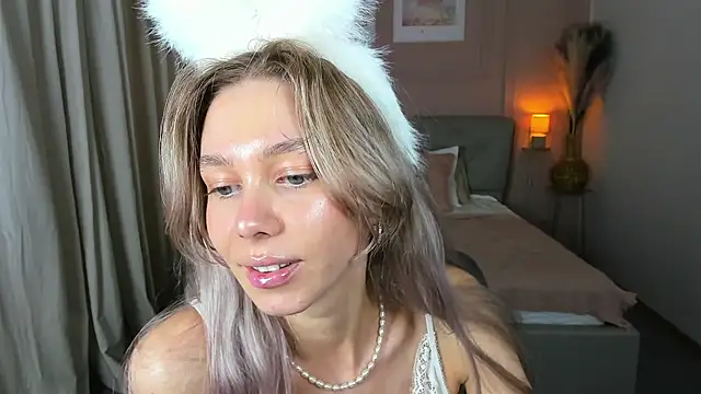 lulualis - LuluAlis's free webcam - UK Sex Cams