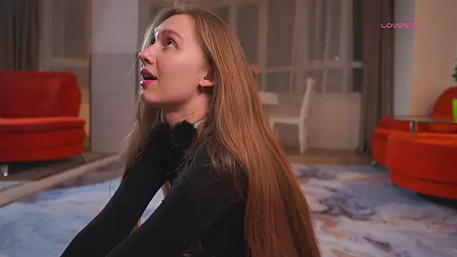 SharaNewbern live sex cam