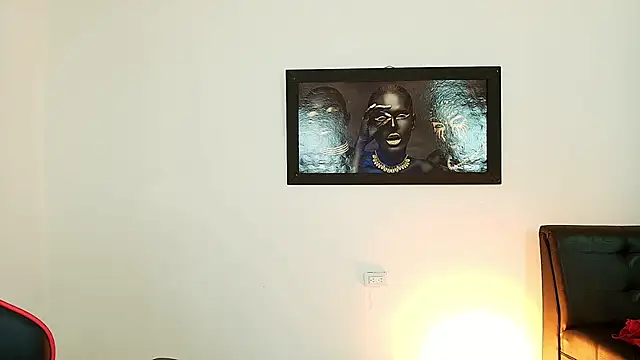 sara_lux1 - Sara_lux1's free webcam - UK Sex Cams