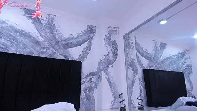 cristinecaru - CristineCaru's free webcam - UK Sex Cams