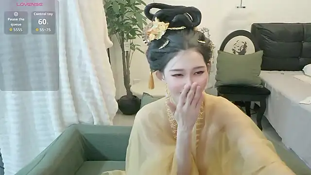 nana-eet - NANA-EET's free webcam - UK Sex Cams