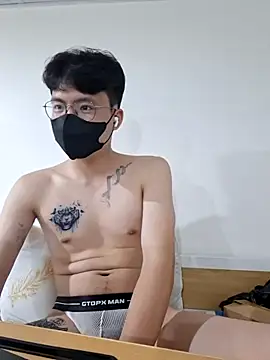 gwencloudy - Gwencloudy's free webcam - UK Sex Cams