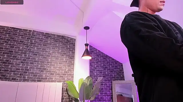 connorsmiith - Connorsmiith's free webcam - UK Sex Cams