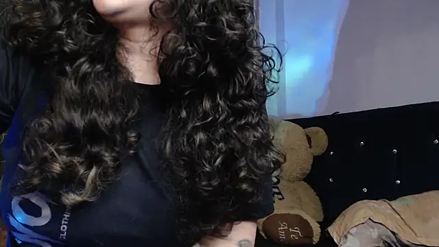 angelique_klane - ANGELIQUE_KLANE's free webcam - UK Sex Cams