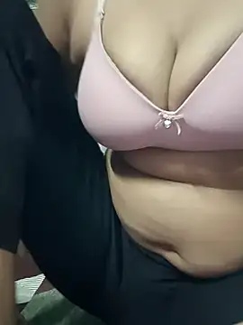 teena-11 - Teena-11's free webcam - UK Sex Cams