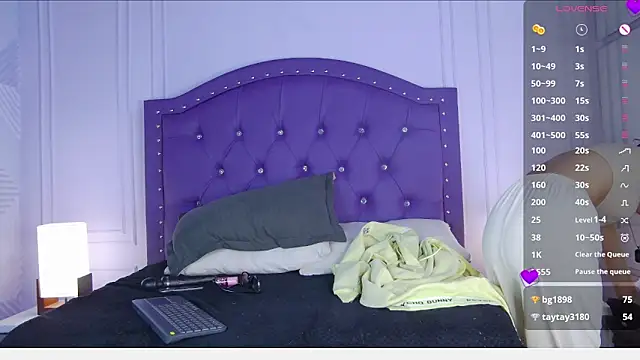 matti_sofia_ (F young) - dildo inside