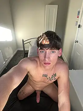naughtyboy0124 - Naughtyboy0124's free webcam - UK Sex Cams