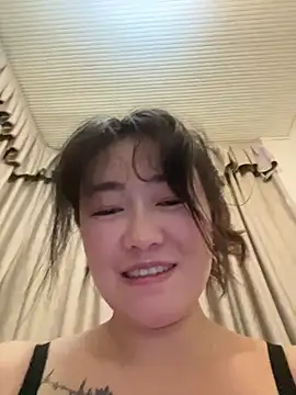 Molly-xiao live cam profile