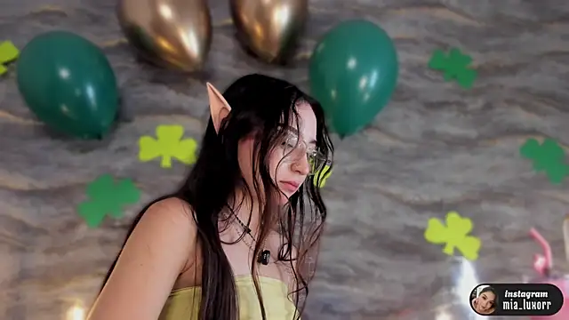 xxx videochat Mia Luxor