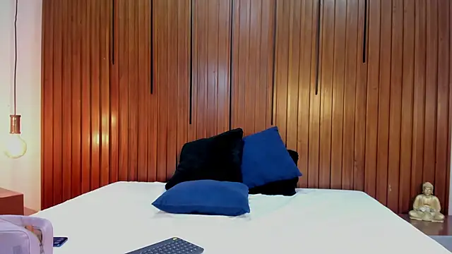 livesex webcam Farah Stone