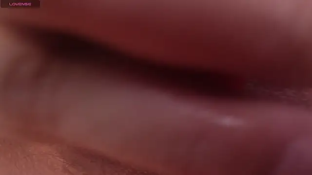 naughtypussydirtyxx (F milf) - Big dildo ass