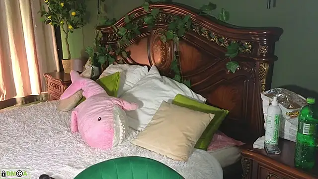 evelin_wow - Evelin_wow's free webcam - UK Sex Cams