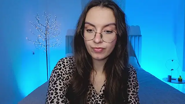 real_cutie1 - Real_cutie1's free webcam - UK Sex Cams