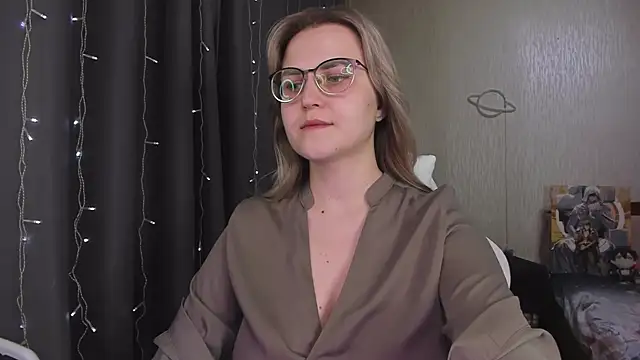 missbrightshine - MissBrightShine's free webcam - UK Sex Cams