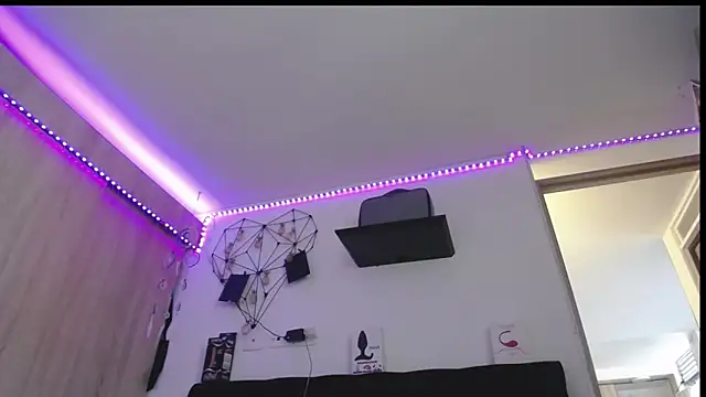 santiago_kiler - Santiago_kiler's free webcam - UK Sex Cams