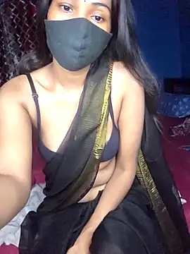 nude striptease Priya 04