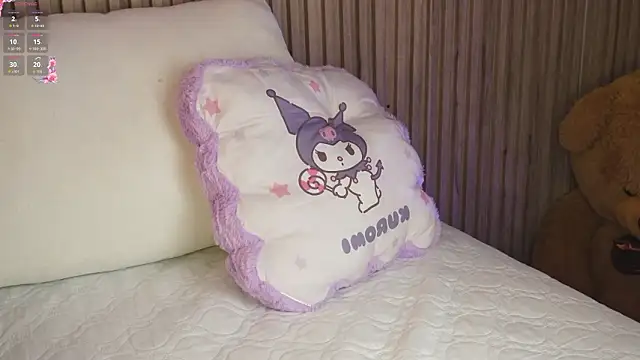 eloisesweetxx (F teen) - Slap face with dildo 🔥