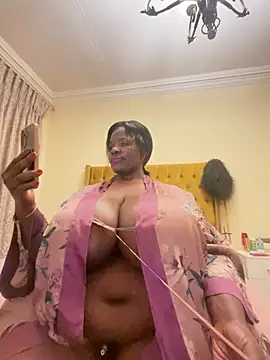 Webcam Model (xXXSexyamazon)  is live.Free join now!