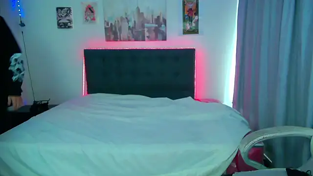 goth_minerva Live Webcam on Stripchat