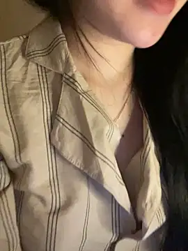 bonnie22 - Bonnie22's free webcam - UK Sex Cams