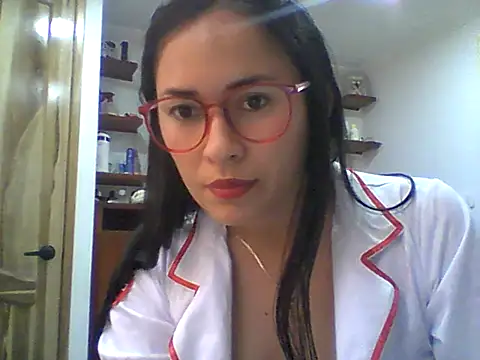 erin_oficial - Erin_oficial's free webcam - UK Sex Cams