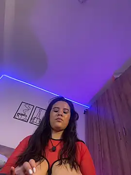 Webcam Model (gabriela_r)  is live.Free join now!