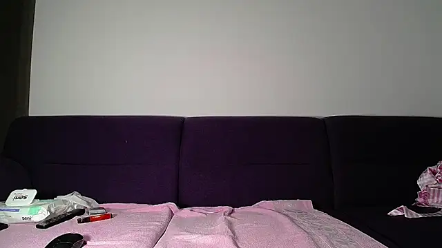 julianna68 (T young) - cum show