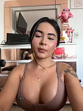 jailyncam_ - Jailyncam_'s free webcam - UK Sex Cams