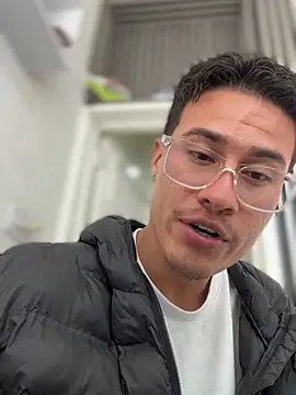 tavohot_ - TavoHot_'s free webcam - UK Sex Cams