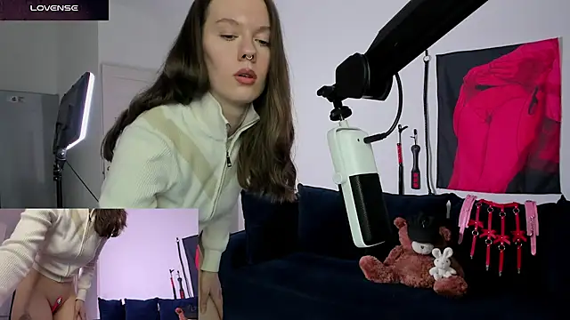 Goddess_of_Fertility live sex cam