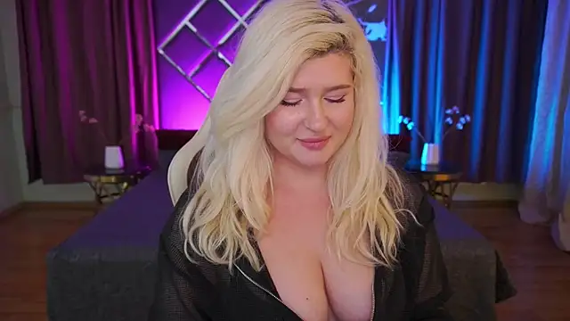 CocoSecretss live cam profile