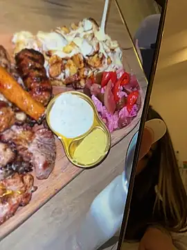 IsabellaEtthan live cam profile