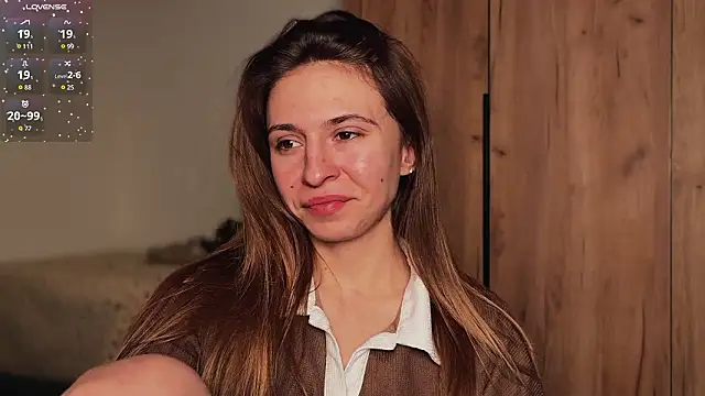 lovelykatea (F young) - striptease