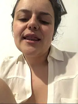 scarletleon77 - Scarletleon77's free webcam - UK Sex Cams