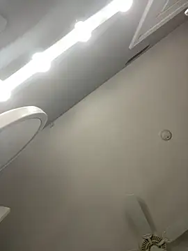 sexyteengabi - Sexyteengabi's free webcam - UK Sex Cams