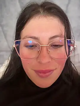 Webcam Model (GiuliaBianchi)  is live.Free join now!