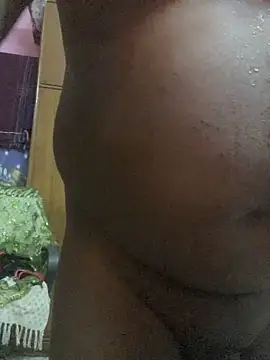 Kajal-Shemale69 live sex cam