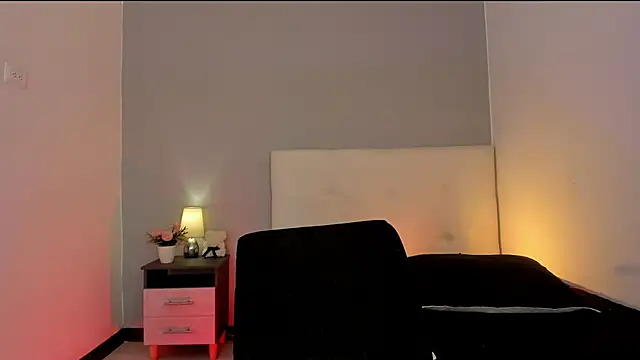 nataliabuiles - NataliaBuiles's free webcam - UK Sex Cams