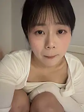 nana-3 (F young) - 丝袜+M腿（私秀听指挥）