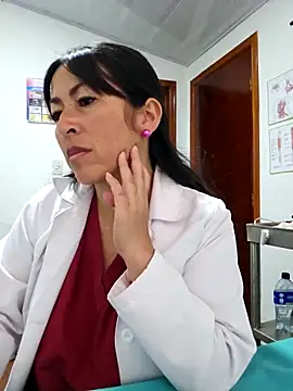 justsamantha_ - JustSamantha_'s free webcam - UK Sex Cams