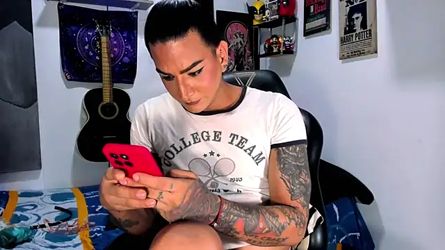 shadowseductress_ - ShadowSeductress_'s free webcam - UK Sex Cams